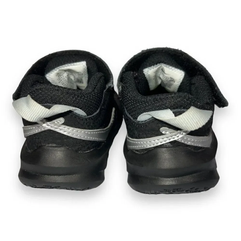 Nike Team Hustle D10 Black /‎ Silver CW6737-004 Toddler 7